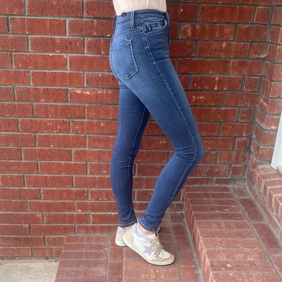 25~ Dark Wash KanCan Skinny Jeans - Picture 2 of 6